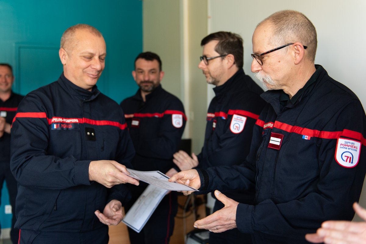 Sapeurs-pompiers de Saône-et-Loire tweet media