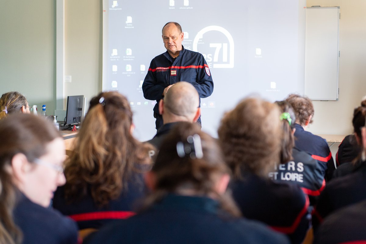 Sapeurs-pompiers de Saône-et-Loire tweet media