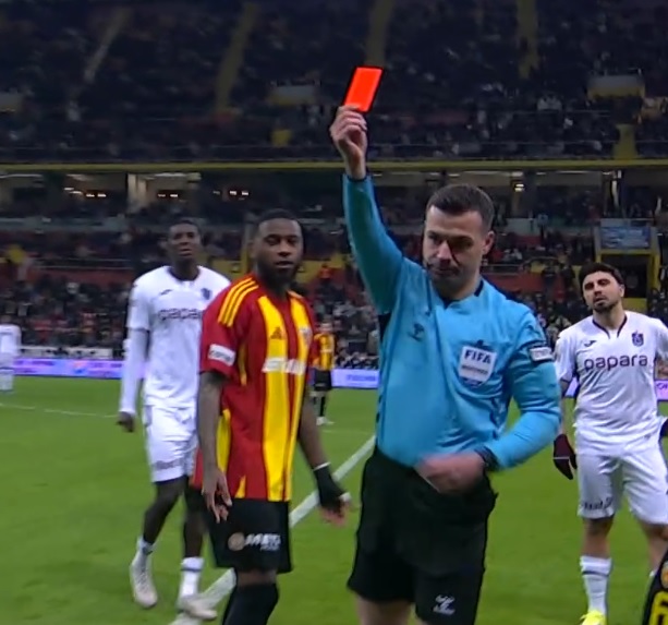 FutbolArena tweet media