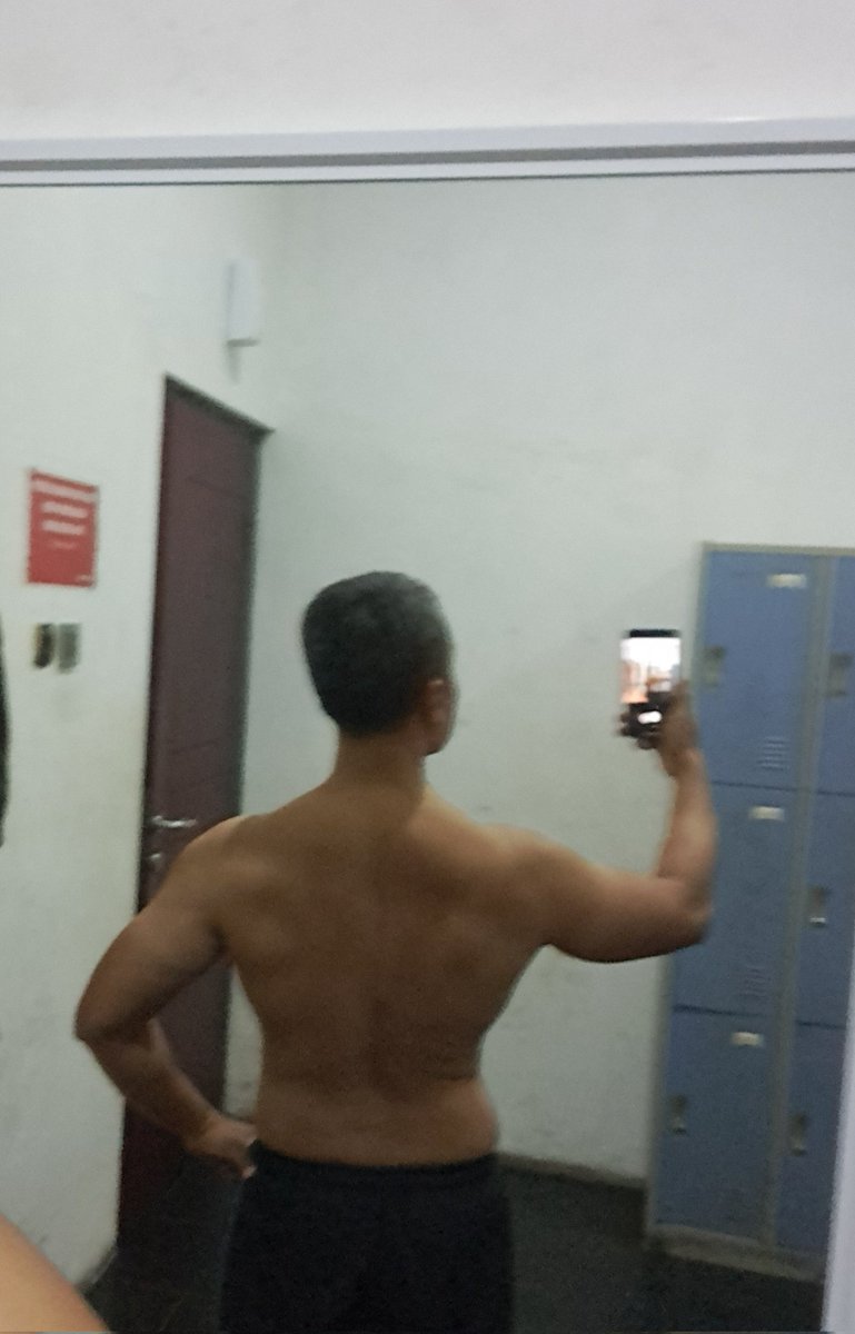 MassSury. tweet media