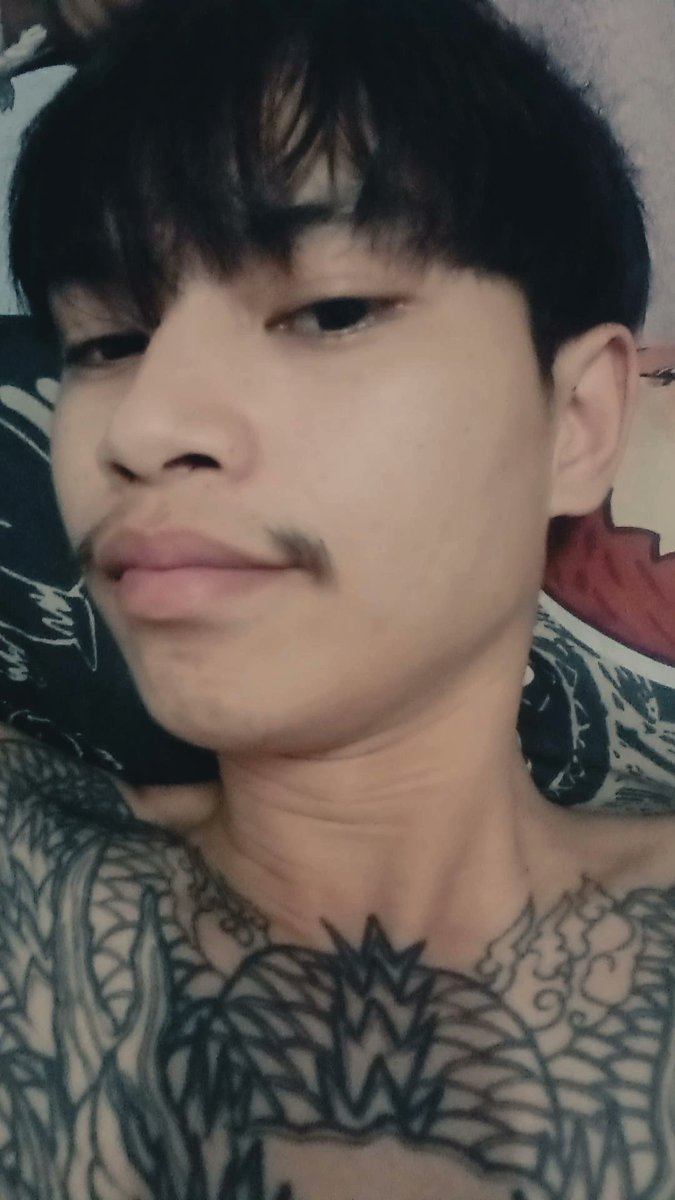 หอย. tweet media