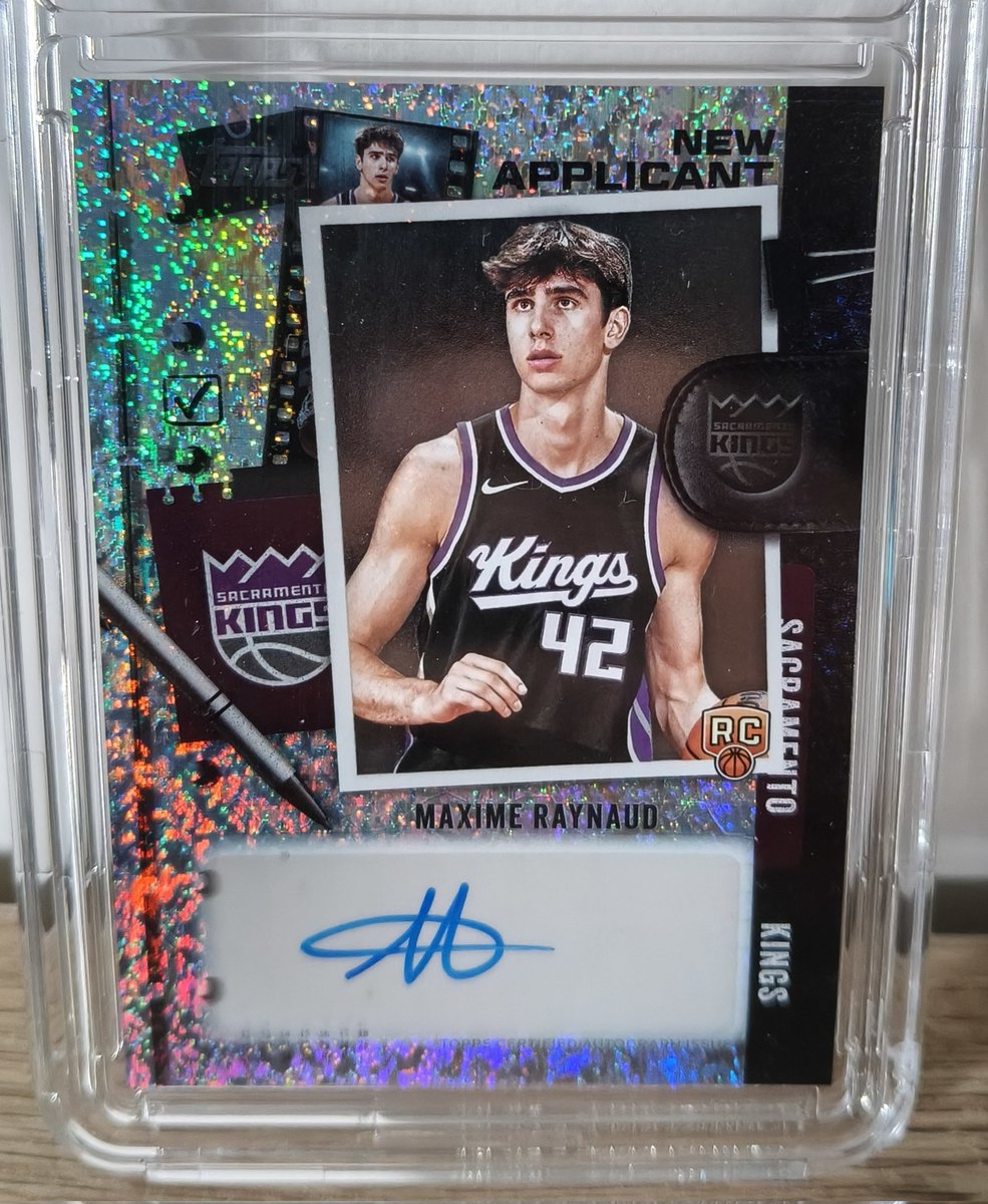 StadoCards tweet media