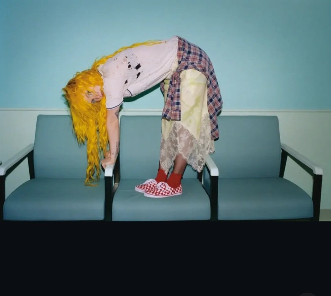 Paralandmore's tweet photo. Vans x Hayley Williams💛

📸Rosie Marks https://t.co/OKAzpUPWBA