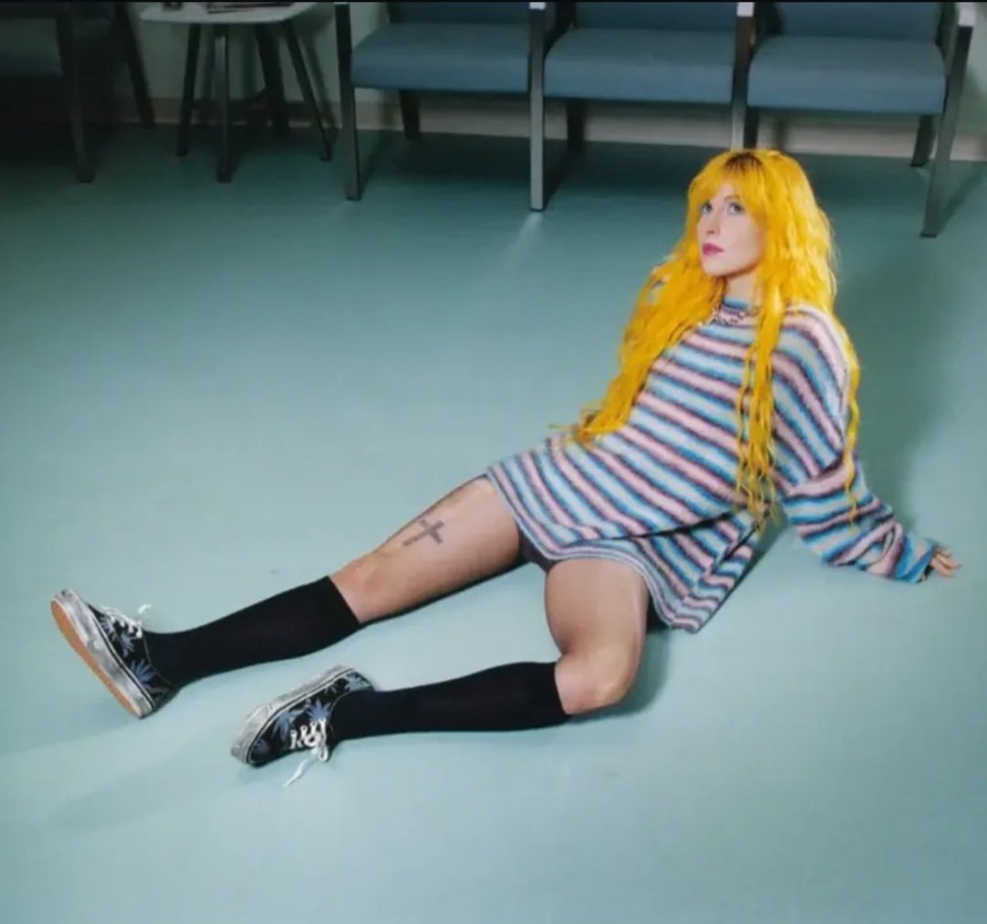 Paralandmore's tweet photo. Vans x Hayley Williams💛

📸Rosie Marks https://t.co/OKAzpUPWBA