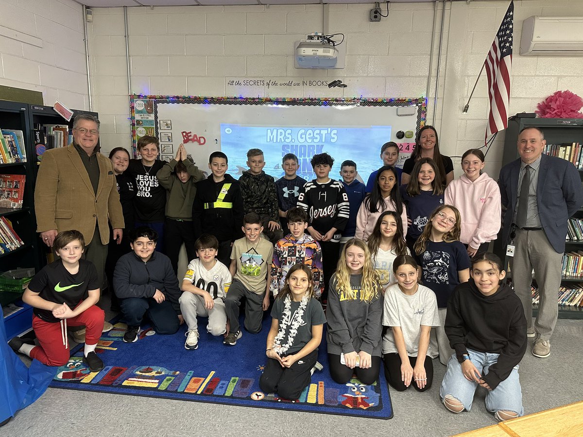 Tracy Gest tweet media