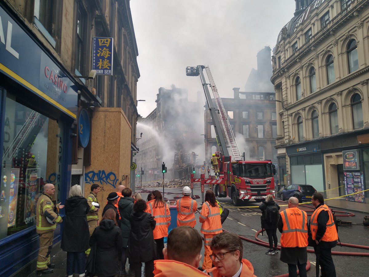 RailwyMission's tweet image. The Railway Mission has supported #rail staff and emergency services following a major fire that is continuing to cause significant disruption to Scotland’s busiest railway station in #Glasgow. We continue to offer support and prayer for all those affected by the incident.