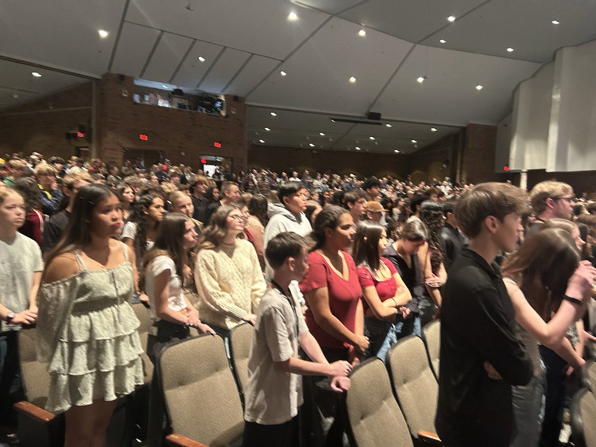 Gilbert High School tweet media