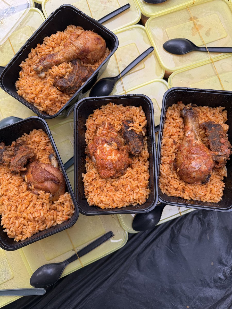 Akbar Rice Wow Allahu Akbar!!! It’s day 20 😭👏🏾👏🏾 Today we fed 250 people Thank ...