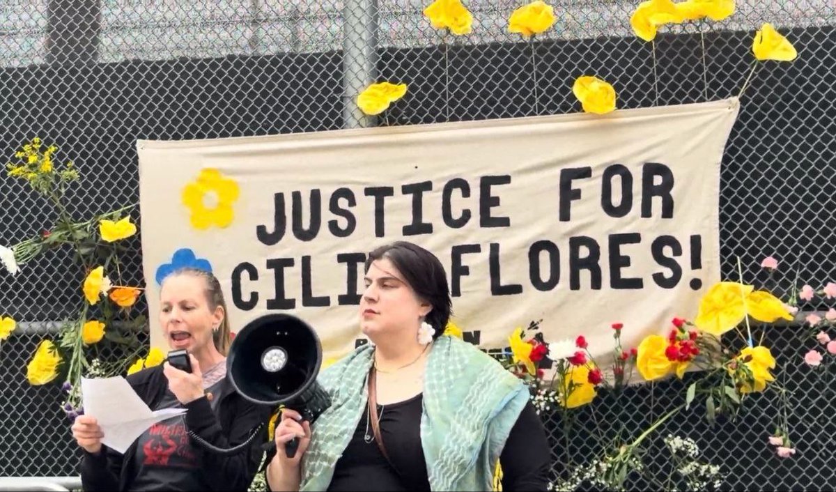 venanalysis's tweet photo. #HandsOffVenezuela Brooklyn Against War and allied organizations held a rally yesterday to protest US attacks against Venezuela. On International Working Women's Day, protesters also demanded the release of Vzlan First Lady and Legislator Cilia Flores, as well as President Maduro https://t.co/so0rc0Tb6N