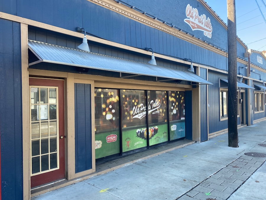 317lindquist's tweet photo. The final cue has been chalked at Old Pro’s Table, a Broad Ripple sports bar that debuted in 1990. Details at @ibjnews: https://t.co/4AKFvXKKsV https://t.co/b4xncrsaDV