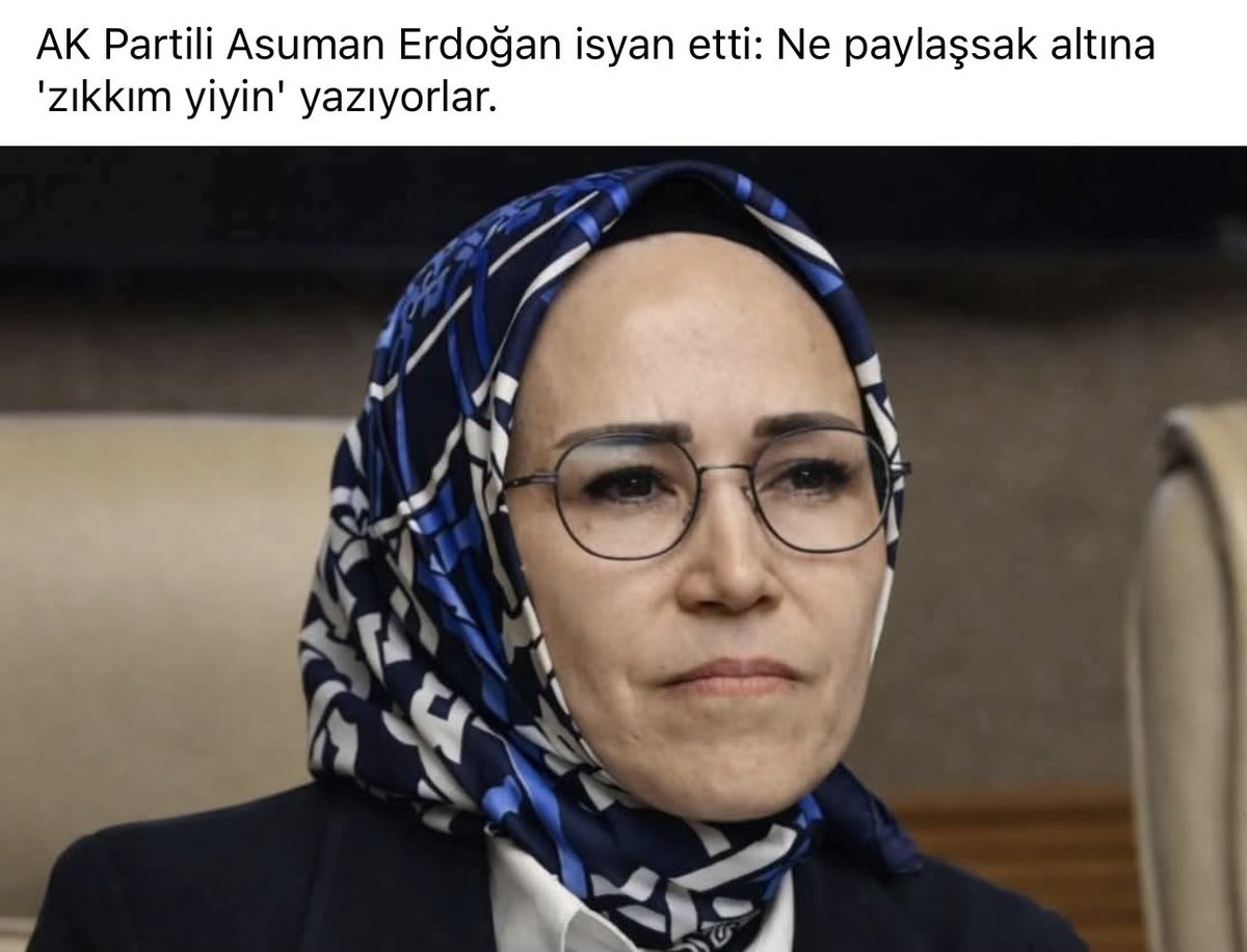 Chostakovitch_k's tweet photo. Zıkkım yiyin ne yaaa?
“Zıkkımın kökünü yiyin” yazacaksınız arkadaşlar.!!! https://t.co/eMdNETqjSp