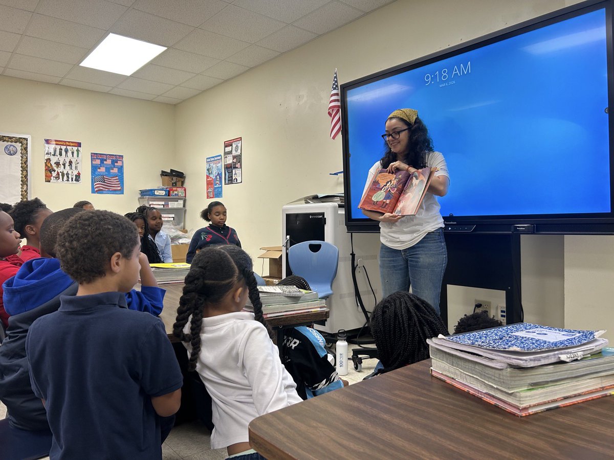 ashbkimbrough's tweet photo. Last Friday, @BLELancaster was filled with the joy of reading during Reading Day hosted by @UnitedWayDallas! We are incredibly grateful for the many  guest readers who volunteered their time to make this day special for our students. 📚 https://t.co/mNdziqTcrl