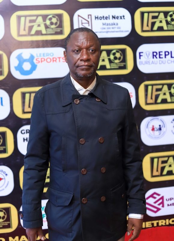 ChimpReports tweet media