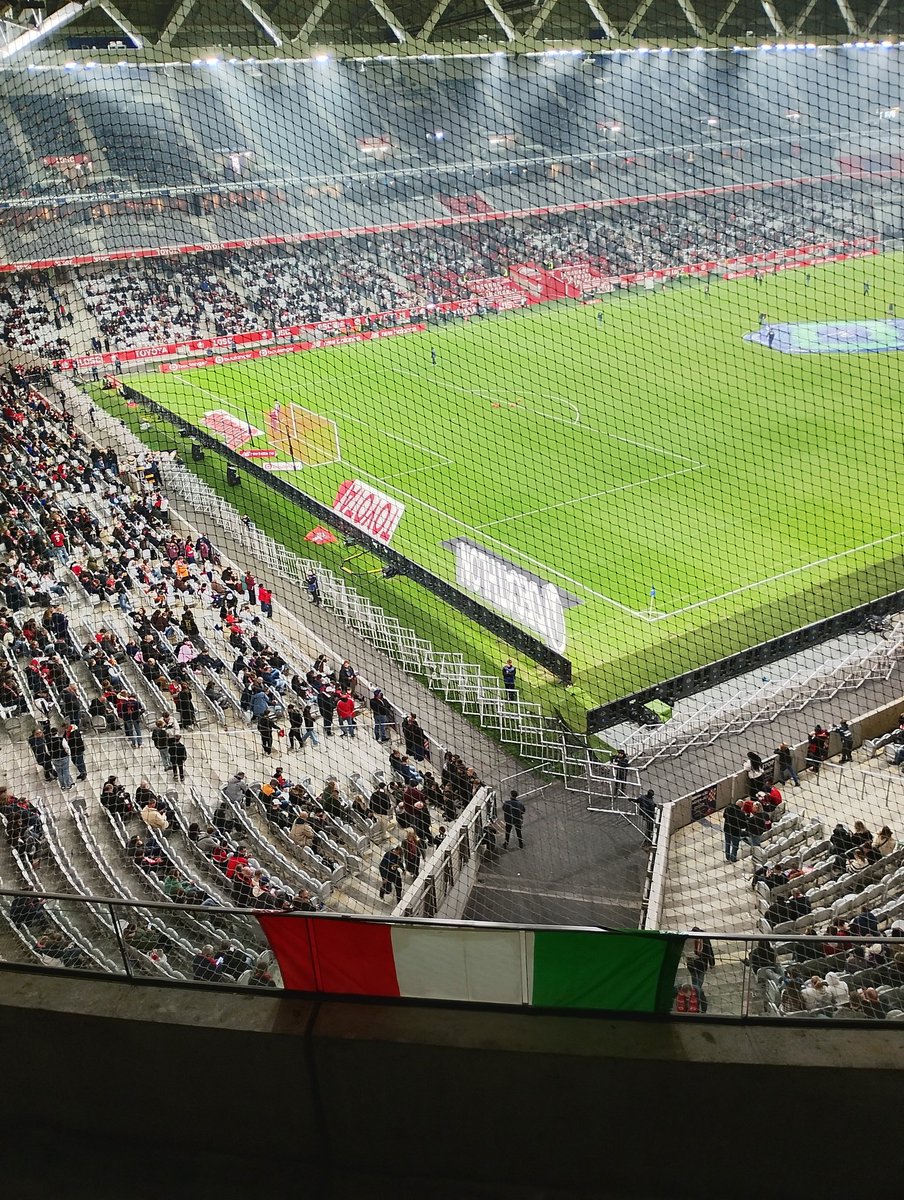 fblorient19's tweet photo. #LOSCFCL 
Neuvième parcage de la saison, 19ème au total, 20ème déplacement, 22ème match
Distance parcourue (A+R): 2️⃣1️⃣0️⃣4️⃣ km
Moyen de transport : 🚌 + 🚄 / 🚌
Coût de déplacement tout compris : 200 € 💸 https://t.co/BTAslIiUan