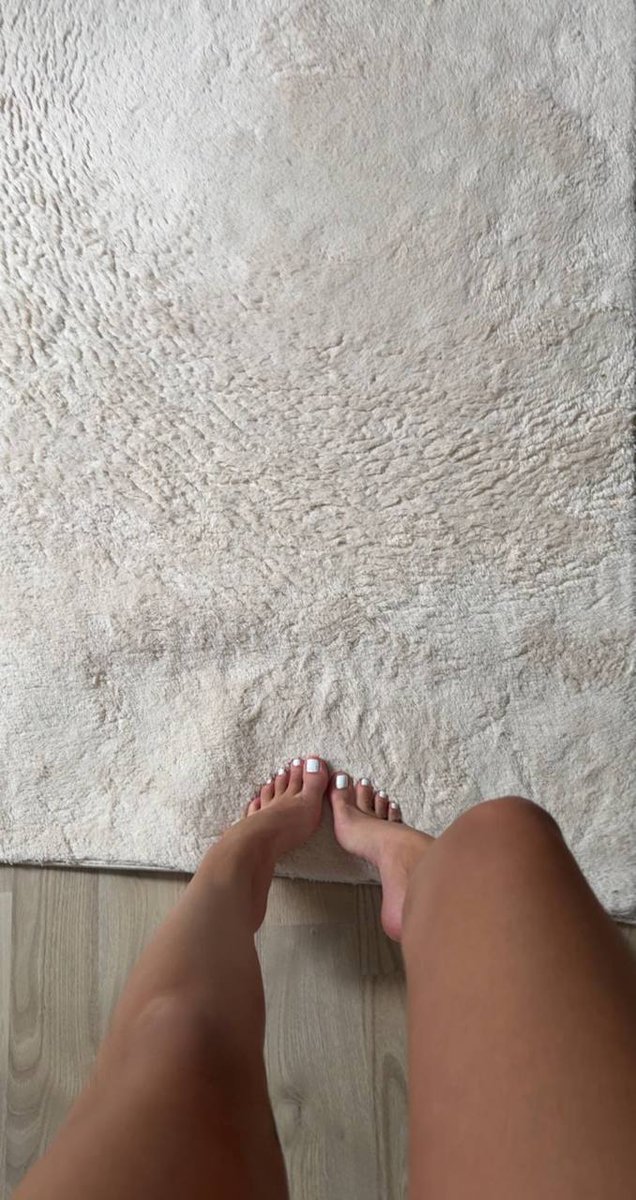 CaroxSecret's tweet photo. Tu nicht so, als bräuchtest du das nicht. 💕 https://t.co/wPf24GEzQ1