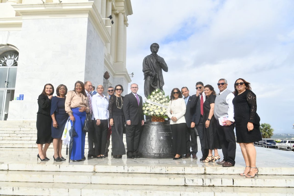 Bircann's tweet photo. Día de Sánchez y del Ministerio Público, lunes 9 de marzo de 2026.
#MinisterioPúblicoRD #escuelamp https://t.co/vfq5PlS4Zh