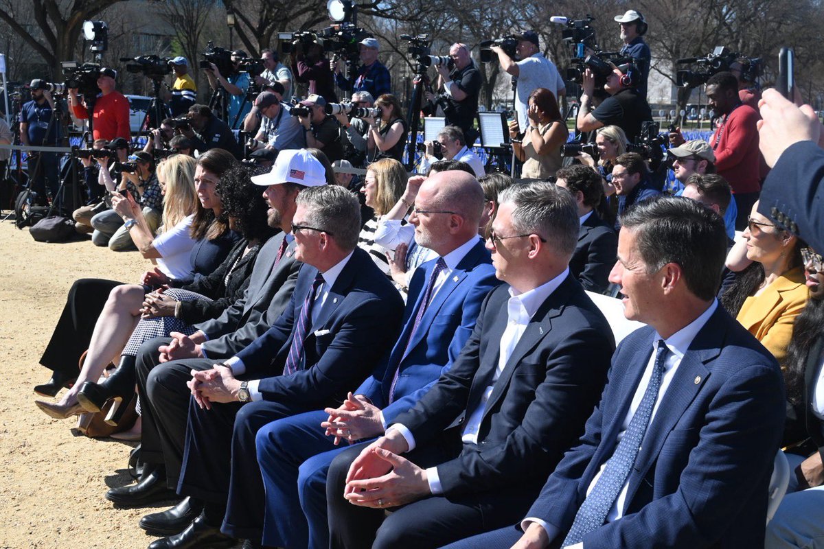 Brendan Carr tweet media