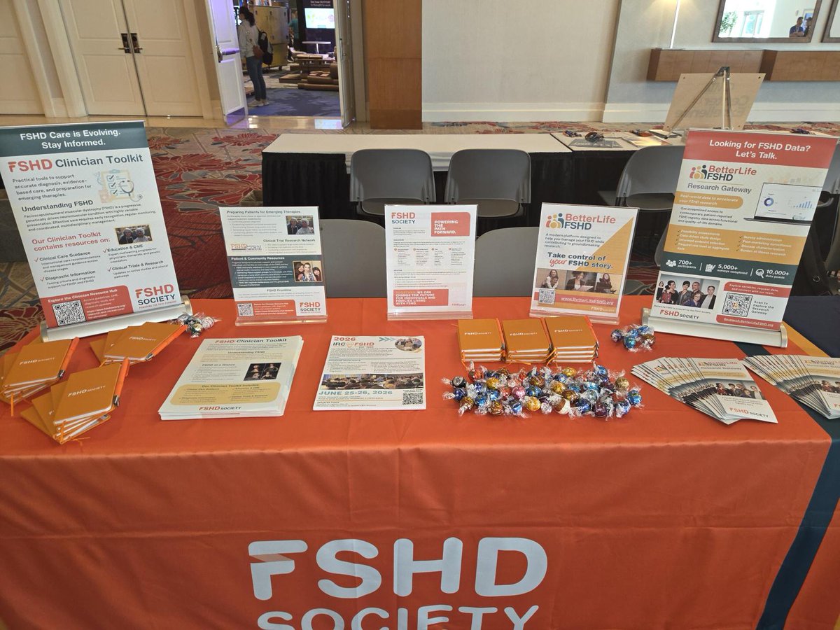 FSHDSociety's tweet photo. FSHD Society staff are out and about at the annual #MDAConference. Stop by, say hello, &amp; learn about our research, community programming, &amp; #BetterLifeFSHD, our unique registry &amp; patient portal.
We're excited to participate in this event bringing together #neuromuscular leaders. https://t.co/yTiKHo53Pn