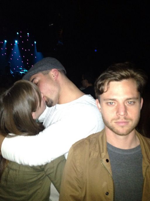 sharksmilebrini's tweet photo. he sighed knowing he'd have to third wheel https://t.co/Iwpw726Evk