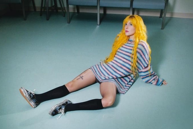 imaIiabiIityx's tweet photo. hayley and vans are a match made in heaven. love this shoot https://t.co/uVn0JvVNJ5