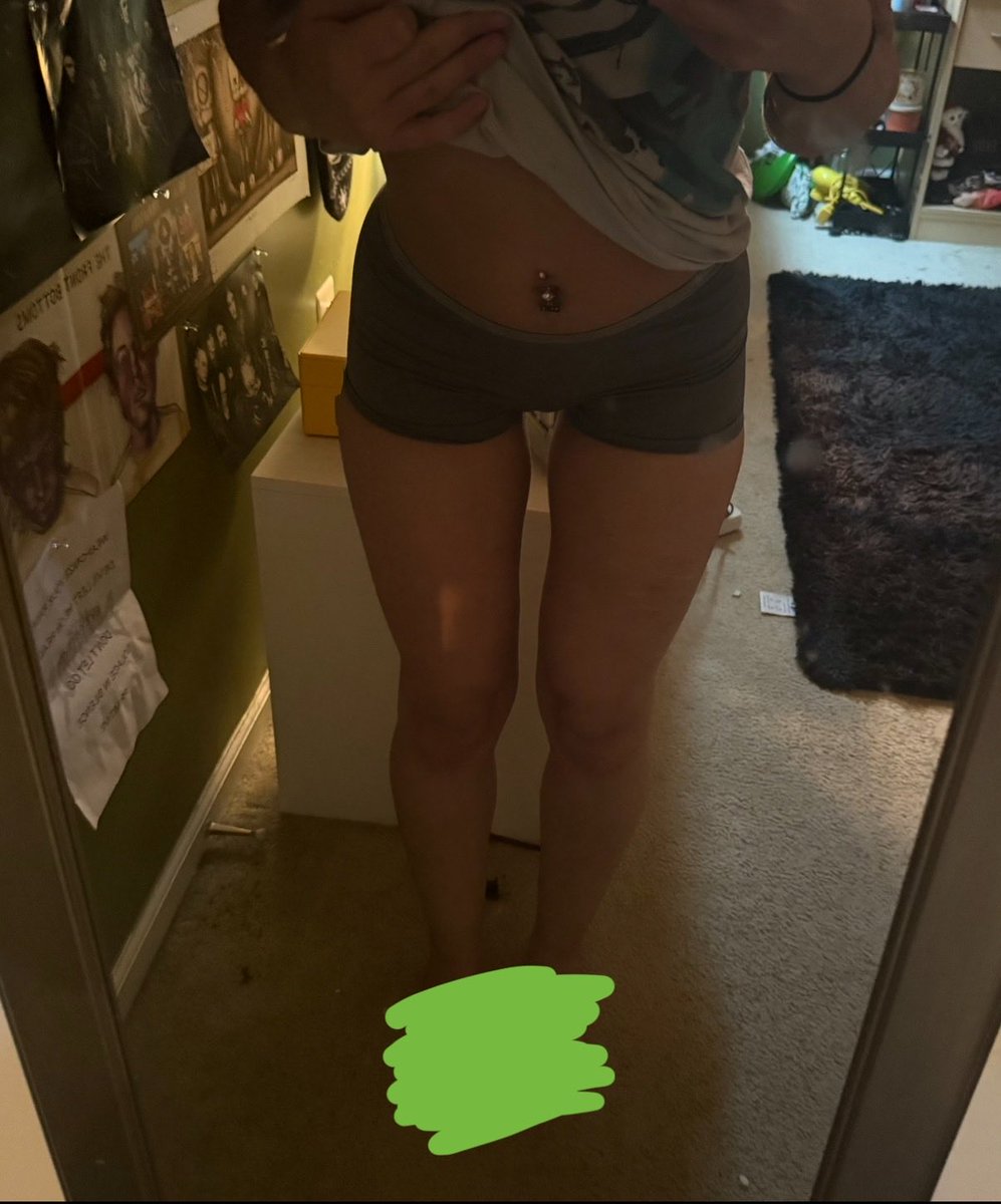 rickyremains's tweet photo. haven’t posted on here in a while cuz i lowkey gained weight but would u consider me fat or skinny pls answer 🫩 https://t.co/oJpwOL85tZ