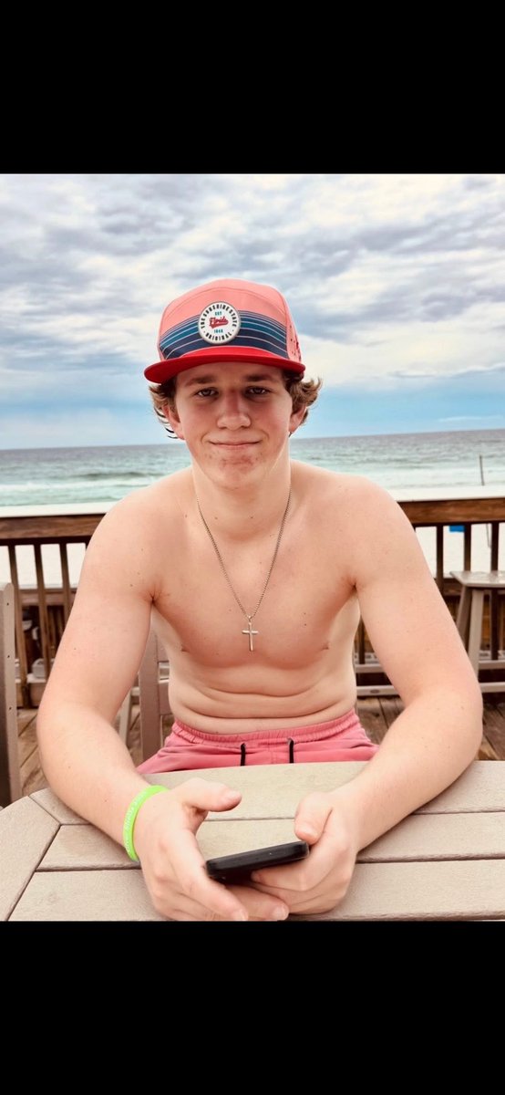 Mios Clifton tweet media