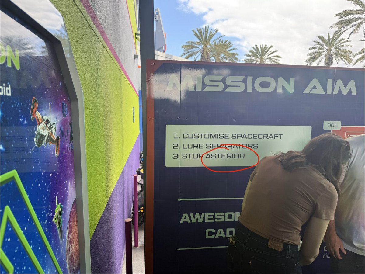 mdsandell's tweet photo. @LEGOLAND_CA there are at least 4 major typos in your new Galacticoaster line signage. Please use spellcheck! https://t.co/VDaMdMc0ZV