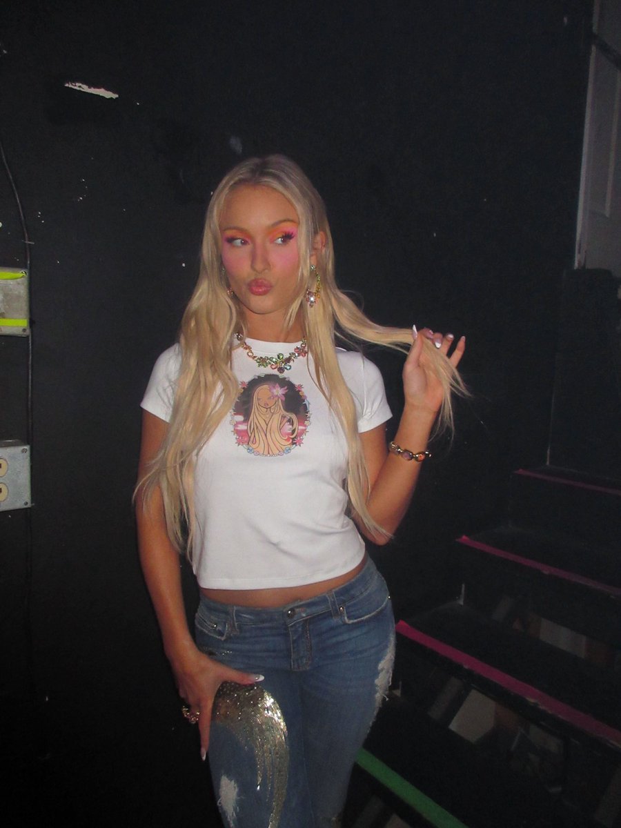 Zara Larsson tweet media