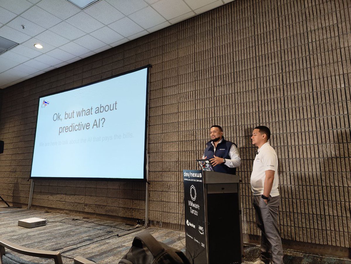 Java Dominicano tweet media