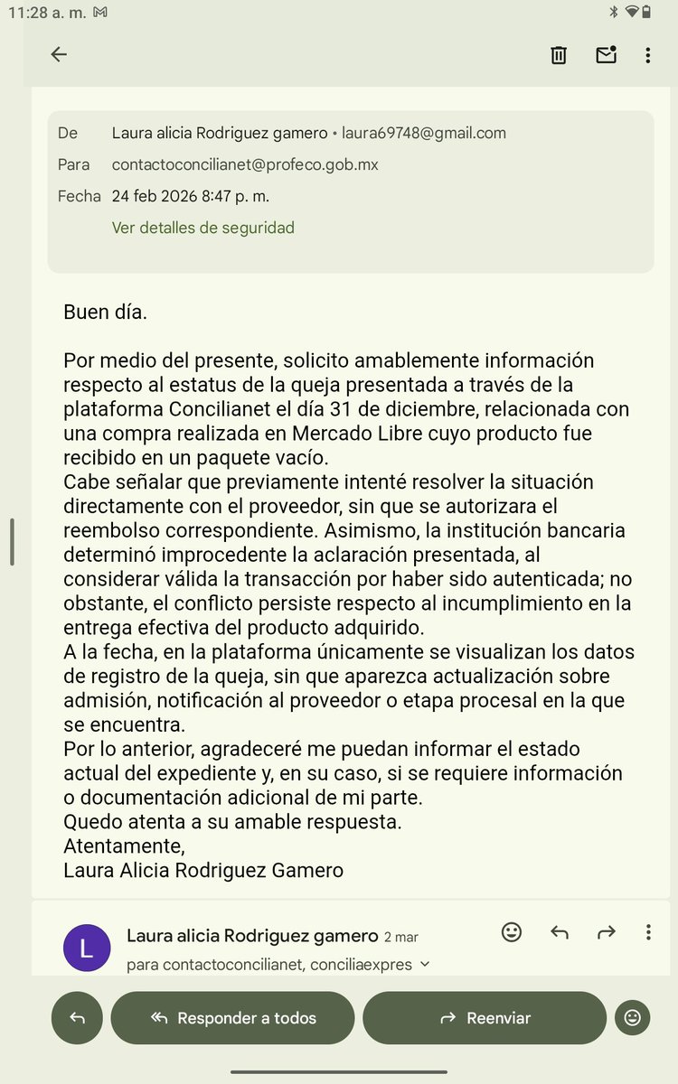 alexz697's tweet photo. @AtencionProfeco @Profeco hice una queja en #concilianet desde el 31 de diciembre y es fecha que no me dan ninguna actualización y por teléfono no me contestan. 
Que onda? Queja con folio # 678410 ni siquiera los correos responden. https://t.co/QcH4vyMXxe