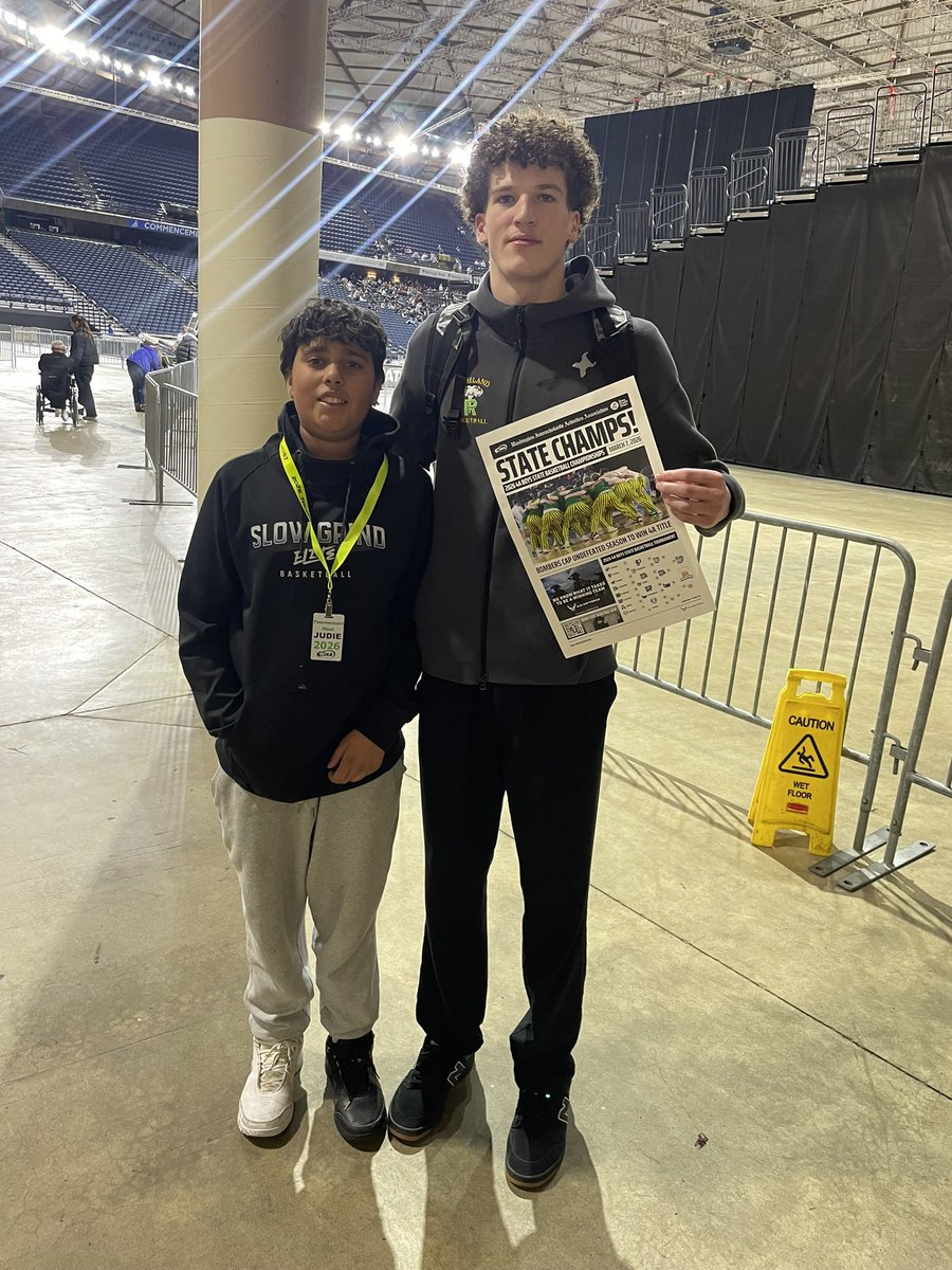 COACH DEION 🏀 tweet media