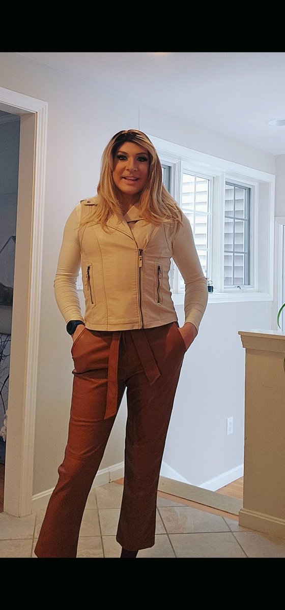 Elisabeth Middlebrooks tweet media