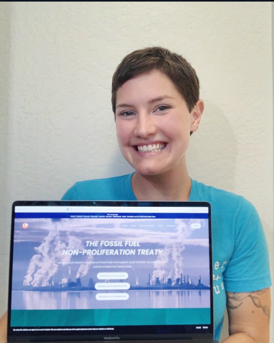 e v e r b l u e tweet media