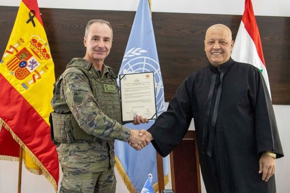 ‼️Un ataque israelí contra una aldea de mayoría cristiana, en el sur del Líbano, mata a un sacerdote católico y herido al menos a cinco personas.

El padre Pierre al-Rahi, sacerdote maronita, ha muerto tras negarse a irse a pesar de las órdenes de evacuación israelí.

Decía que