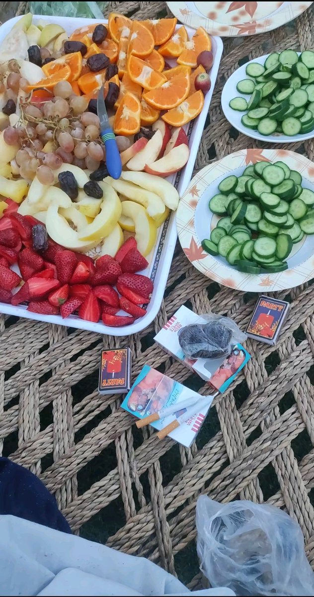 __K_I_N_G_____'s tweet photo. Meri aftari 🖤 https://t.co/l9lehjCnAj