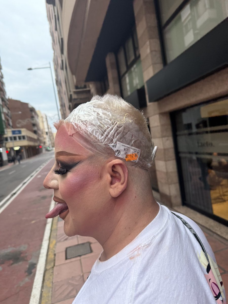 Chloe Vittu tweet media