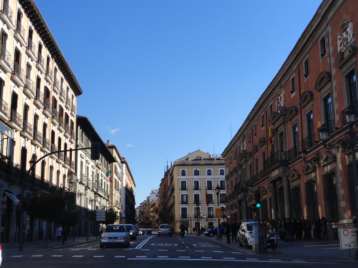 KatySnchez's tweet image. Calle Mayor  es una de las vías más emblemáticas e históricas del centro de la ciudad. #CalleMayor #Via #hacerfotos #Madrid