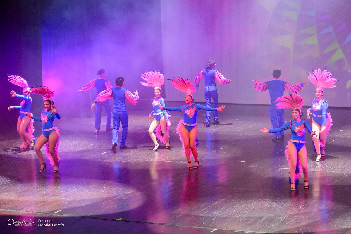 adiarionic's tweet photo. 🥳 Una celebración que exalta el talento femenino y su valioso aporte en la preservación y difusión de las danzas y costumbres de #Nicaragua. 🇳🇮✨
#OrgulloNica
#GalaArtistica
#DiaDeLaMujer
#danzafolklorica https://t.co/TJfAyj7Avh