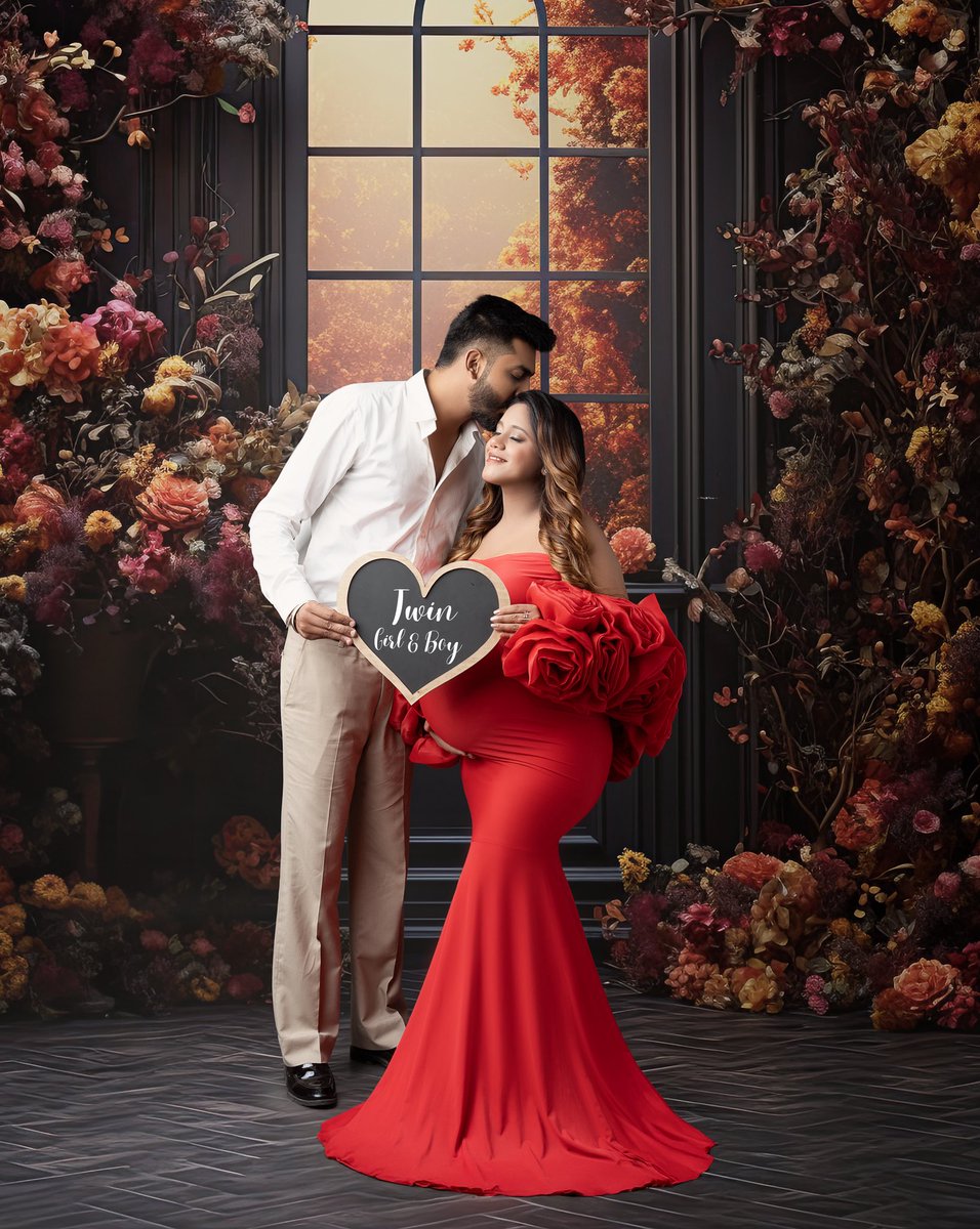RaunaqSachdeva7's tweet photo. @diljitdosanjh paaji your favourite fan couple are Blessed With Twins 🥹❤️
Baby Boy &amp; Baby Girl 🩷💙
Bless them with your love 💕 
Agli vaari kaka kaki naal he aynge concert te 🥹❤️😍
@diljitdosanjh ❤️ https://t.co/BkJ09BjGbn