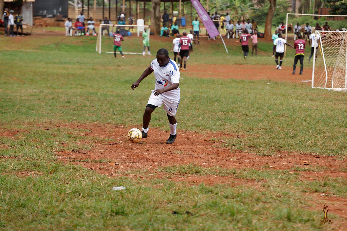 TheShackLeague's tweet photo. Nothing hits quite like that first touch with the #ShackLeague squad. 

Who else missed this? ⚽ https://t.co/oA1x5cXSSa