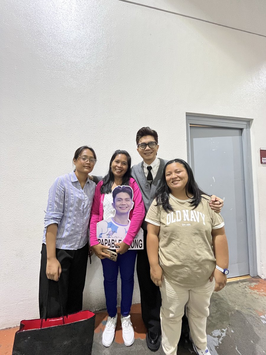 Papable Vhong tweet media
