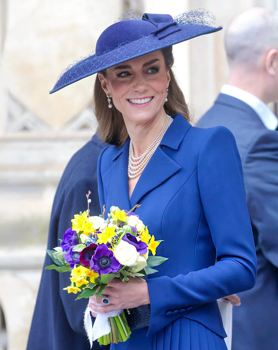 Theresa Longo Fans tweet media