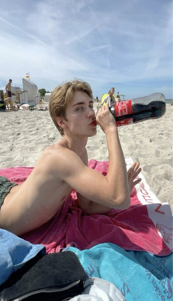 Tom Hermann tweet media