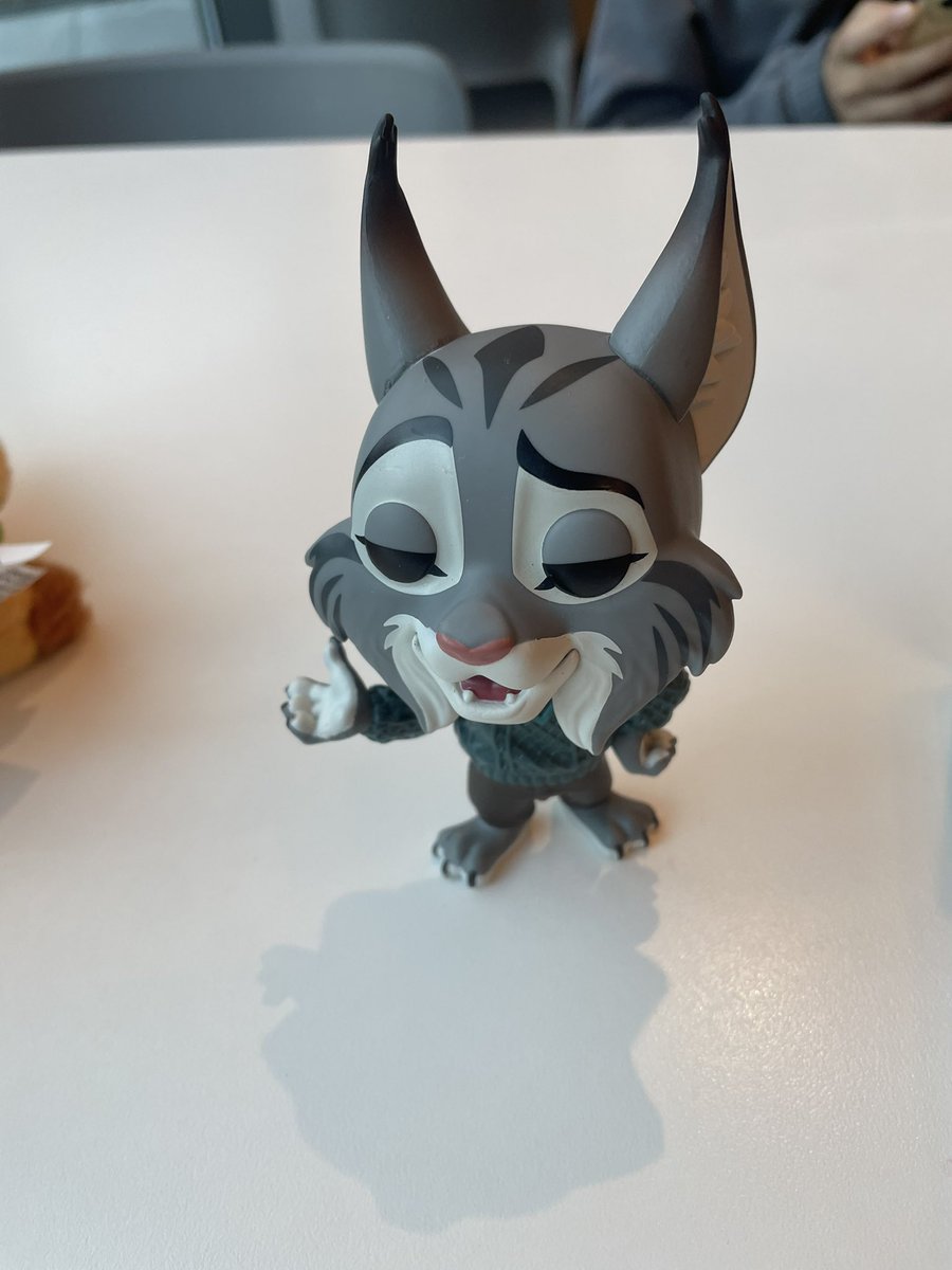 CheapFurRoyal tweet media