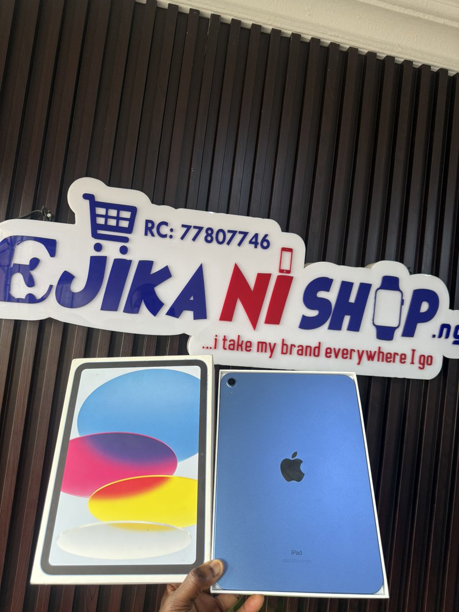 TobiDaGreatest's tweet photo. iPad 11th Generation 
Sold today ✅✅✅✅ https://t.co/SQlzXpxYHA