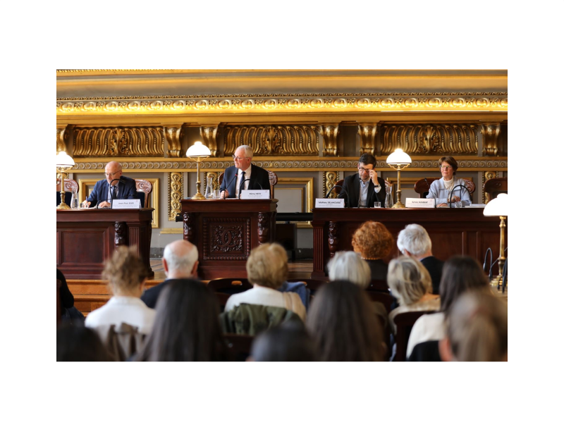 Remy_Heitz_PG's tweet photo. Très heureux d’être intervenu aujourd’hui à la @Courdecassation dans le cadre du cycle « Justice et Honneur » sur la thématique de la réhabilitation, l'honneur des condamnés.
https://t.co/b1plxUnvzR
#Courdecassation
#Justice https://t.co/ufDU9Kgu7l
