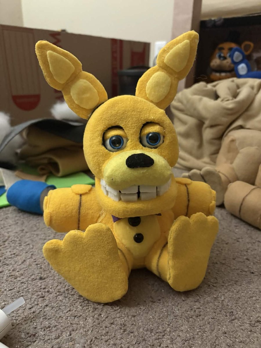 plushietalep's tweet image. Some new custom fnaf plushies I’ve made 
#Fnafmovie #plushies #Fivenightsatfreddys