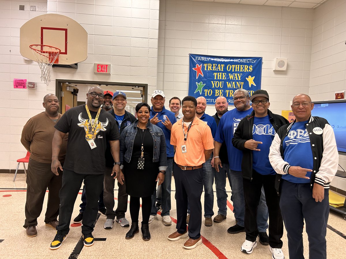 JCPSKY's tweet photo. ⚡️ FLASH DADS | The #JCPSFlashDads were back at it last week at @BlakeBulldogs, bringing energy, high-fives, and positivity to start the day off right. 🙌
Thank you to these volunteers for spreading joy and reminding everyone that our village shows up strong! 💙 #WeAreJCPS https://t.co/EDzmsAHNjh