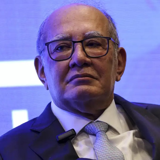 République tweet media