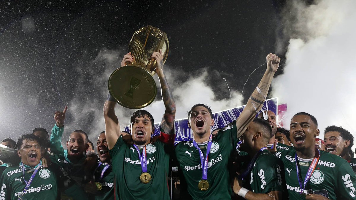 CuriosidadesBRL's tweet photo. A Final do Campeonato Paulista 2026 marcou a PIOR audiência da história.

2026: 13 (Record) 
2025: 27 (Record) 
2024: 19 (Record) 
2023: 16 (Record)
2022: 25 (Record)
2021: 30 (Globo)
2020: 34 (Globo)
2019: 37 (Globo)
2018: 42 (Globo)
2017: 29 (Globo)
2016: 25 (Globo + Band)
2015: 28 (Globo + Band)
2014: 27 (Globo + Band)
2013: 32 (Globo + Band)
2012: 27 (Globo + Band)
2011: 43 (Globo + Band)
2010: 35 (Globo + Band)

(@forumeplay)